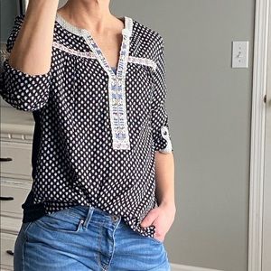 NWT Skies are Blue top